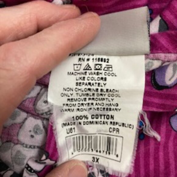 Scrub top plus size - Picture 4 of 4